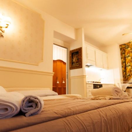 New Cozy Apartment - City Centre Lecco Esterno foto