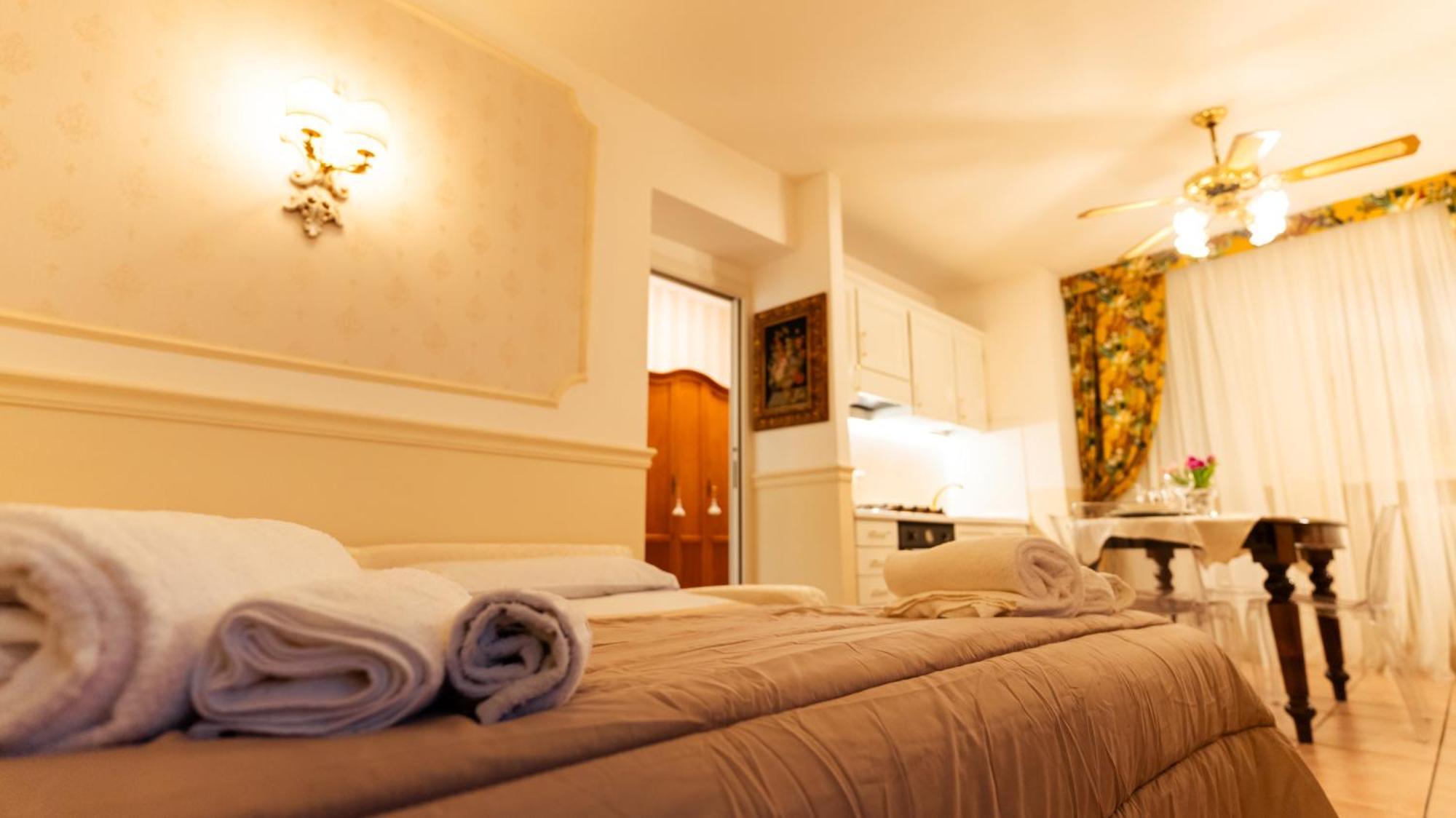 New Cozy Apartment - City Centre Lecco Esterno foto