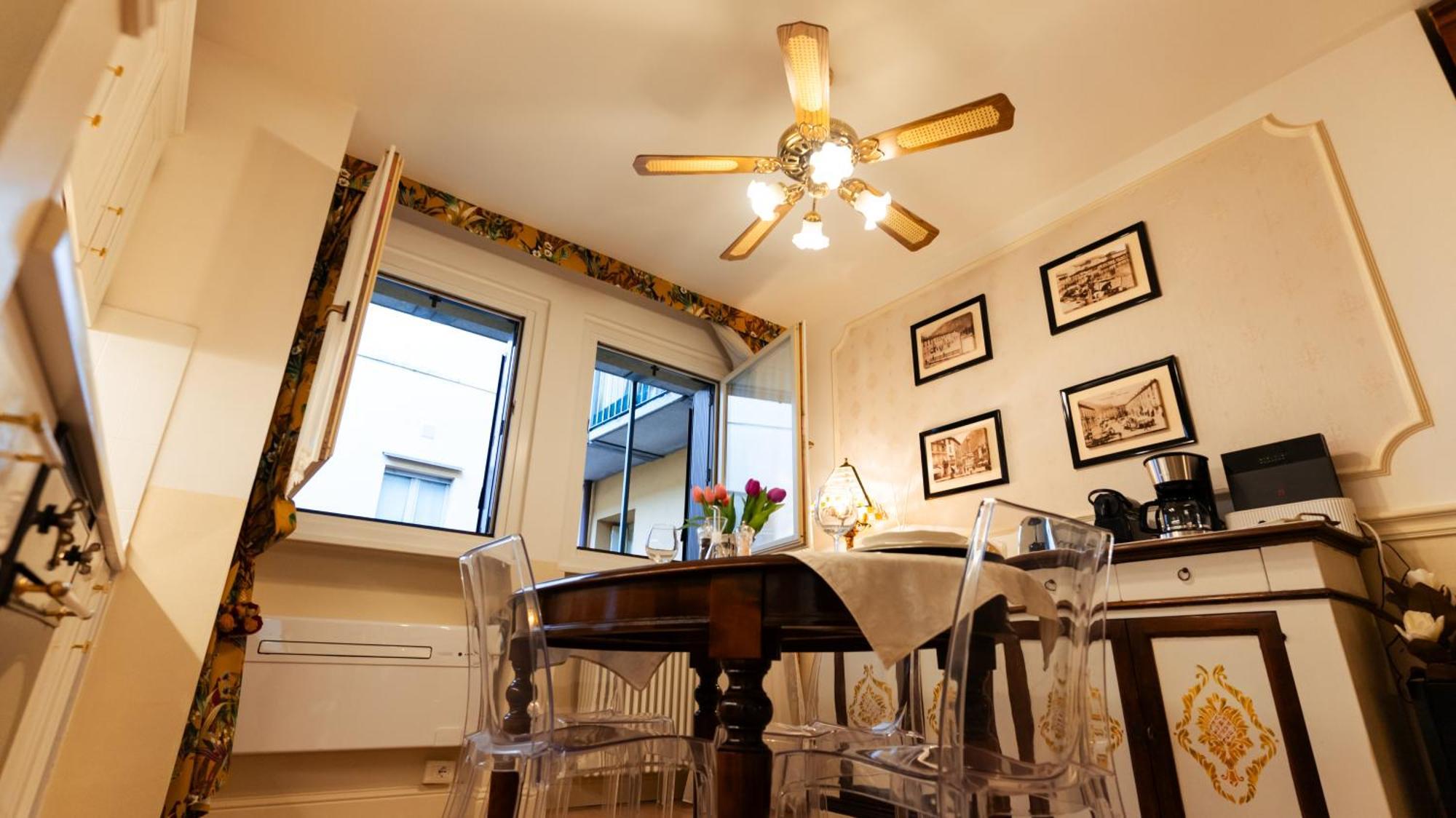 New Cozy Apartment - City Centre Lecco Esterno foto